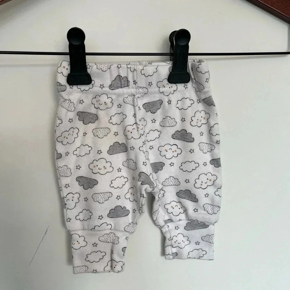 5/25$ Georges cloud  โ๏ธ baby pants size NB - Picture 2 of 5